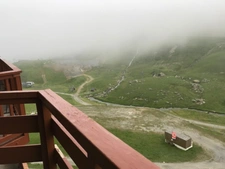 Studio au pied des pistes avec balcon et cellier dans la station de la MONGIE dans les Hautes Pyrénées.  