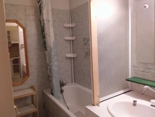 Appartement à vendre 2 pièces LA MONGIE (65) avec cellier, casier à ski, et Parking extérieur.