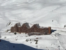 A la MONGIE Studio face aux pistes dans résidence TOURMALET avec balcon.   