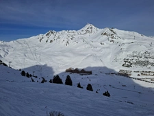 Appartement à vendre 1 pièces LA MONGIE (65) Avec Balcon, cellier, casier à ski et parking intérieur.