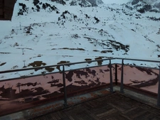 Appartement à vendre 2 pièces LA MONGIE (65), avec cellier, casier à ski, terrasse, et parking intérieur.
