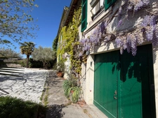 Maison à vendre 10 pièces avec piscine, plus appartement séparé à BAZET (65)