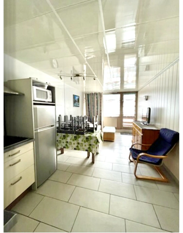 Appartement à vendre 2 pièces LA MONGIE (65) avec Balcon, cellier, casier à ski et parking intérieur.