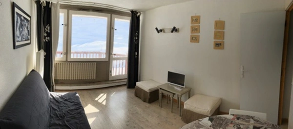 Appartement à vendre 1 pièces LA MONGIE (65 avec cellier, balcon casier à ski, parking extérieur.
