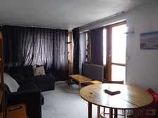 Appartement à vendre 2 pièces LA MONGIE (65), avec cellier, casier à ski, terrasse, et parking intérieur.