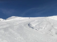 Appartement à vendre 2 pièces LA MONGIE (65) avec un balcon, 2 celliers, 2 casiers à ski, et un Parking extérieur.
