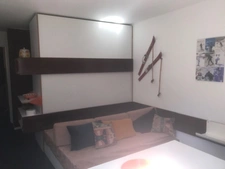 Appartement à vendre 2 pièces LA MONGIE (65) avec un balcon, 2 celliers, 2 casiers à ski, et un Parking extérieur.