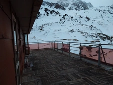Appartement à vendre 2 pièces LA MONGIE (65), avec cellier, casier à ski, terrasse, et parking intérieur.