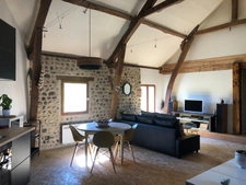 Maison à vendre 10 pièces avec piscine, plus appartement séparé à BAZET (65)