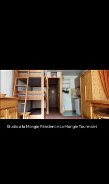 Dans les Hautes Pyrénées studio au pied des pistes de ski sur 23 m² avec balcon, cellier, et casier à ski. 