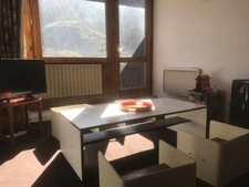 Appartement à vendre 2 pièces LA MONGIE (65) avec un balcon, 2 celliers, 2 casiers à ski, et un Parking extérieur.