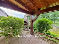 A vendre  ROYE (70) Maison avec habitation principale et logement locatif sur plus de 5800 m2