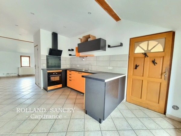 Appartement à vendre 6 pièces SERMAMAGNY (90)