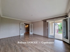 A vendre  ROYE (70) Maison avec habitation principale et logement locatif sur plus de 5800 m2