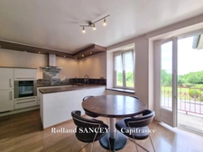 For sale in Roye (70): House with main residence and rental accommodation on over 5800 m²