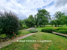 For sale in Roye (70): House with main residence and rental accommodation on over 5800 m²