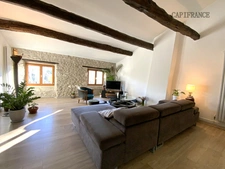 Domaine dans le Luberon - 2,6 ha - 1100 m2  - à vocation de tourisme de luxe et événementiel