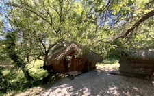 Accommodation/event property in the Luberon, 6.3 ha, 80 beds, 1090 m2