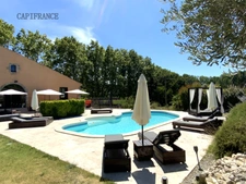 Estate in the Luberon - 2.6 ha - 1100 m2 - intended for luxury tourism and events