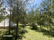 Accommodation/event property in the Luberon, 6.3 ha, 80 beds, 1090 m2
