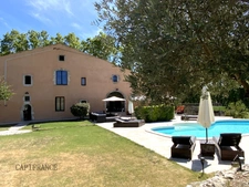 Estate in the Luberon - 2.6 ha - 1100 m2 - intended for luxury tourism and events