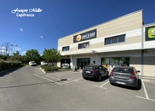 Local d'activités de 360 m2 dans une zone d'activités à Manosque (04)