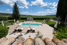 Charming property with swimming pool and gîtes – The Provençal way of life 