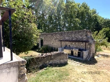 Estate in the Luberon - 2.6 ha - 1100 m2 - intended for luxury tourism and events