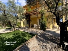 Appartement T4 96 m2 avec jardin au rez-de-chaussée d'une villa