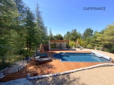 Villa d'exception, 6 pièces, 159 m2 au pied de la montagne de Lure
