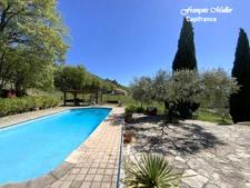 Splendid property of 325 m2 near Pierrevert, 8800 m2 of land