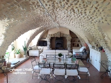 Charming property with swimming pool and gîtes – The Provençal way of life 