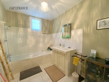 192 m2 house with swimming pool and exceptional view