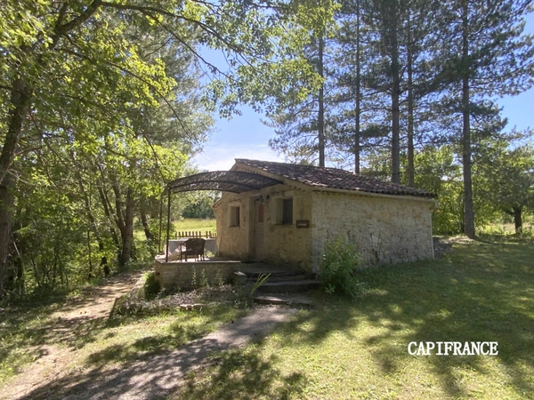 Propriété hébergement/événementiel dans le Luberon, 6,3 ha, 80 couchages, 1090 m2
