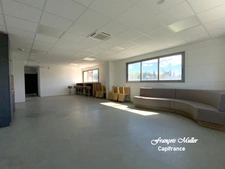 Local d'activités de 360 m2 dans une zone d'activités à Manosque (04)