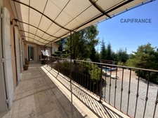 Villa d'exception, 6 pièces, 159 m2 au pied de la montagne de Lure
