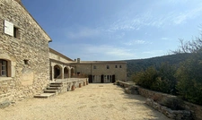 Property Gites and bed and breakfast 20 hA - 550 m2 in Banon