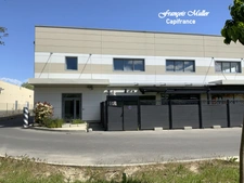Local d'activités de 360 m2 dans une zone d'activités à Manosque (04)