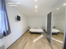 A proximité de Banon,  belle Maison d'Hôtes de 268 m2 (+130 m2) en pleine campagne