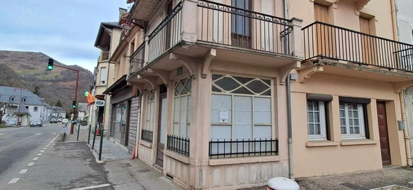 Maison avec boutique au cœur de Sarrancolin