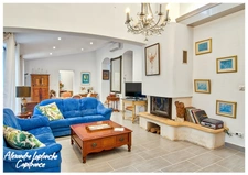 Dpt Tarn et Garonne (82), à vendre MONTAUBAN quartier Le Fau maison de Plain-Pied 6 pièces de 242 m² sur un terrain de 4200 m² avec piscine et dépendance