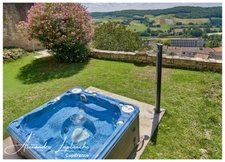 Dpt Tarn et Garonne (82), for sale LAUZERTE stone town house 9 rooms of 205m ² with garden and garage.