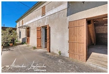 Dpt Tarn et Garonne (82), à Saint-Arroumex, à vendre maison 4 pièces à réinventer avec dépendances et hangar pour donner de la place à vos projets !