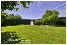 Dpt Tarn et Garonne (82), Maison à vendre 4 pièces avec jardin, garage et pergola bioclimatique à SAINT ETIENNE DE TULMONT.