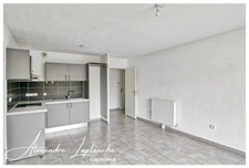 Appartement à vendre 3 pièces SAINT ORENS DE GAMEVILLE (31) avec terrasse et double parking privé en résidence sécurisée.