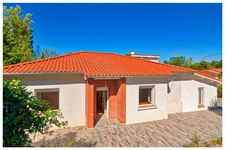 Dpt Tarn et Garonne (82), à vendre MONTAUBAN quartier Le Fau maison de Plain-Pied 6 pièces de 242 m² sur un terrain de 4200 m² avec piscine et dépendance