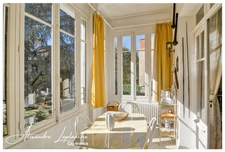 Dpt Tarn et Garonne (82), à vendre MONTAUBAN maison d'architecte des années 30, 10 pièces de 217m² avec jardin et garage.