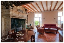 Dpt Tarn et Garonne (82), for sale LAUZERTE stone town house 9 rooms of 205m ² with garden and garage.