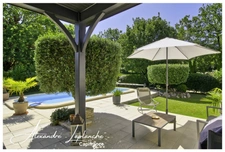 Dpt Tarn et Garonne (82), Maison de plain-pied parfaitement entretenue, au calme, avec piscine, garage et commerces accessibles à pied, à SAINT ETIENNE DE TULMONT.