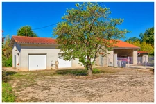 Dpt Tarn et Garonne (82), à vendre MONTAUBAN quartier Le Fau maison de Plain-Pied 6 pièces de 242 m² sur un terrain de 4200 m² avec piscine et dépendance